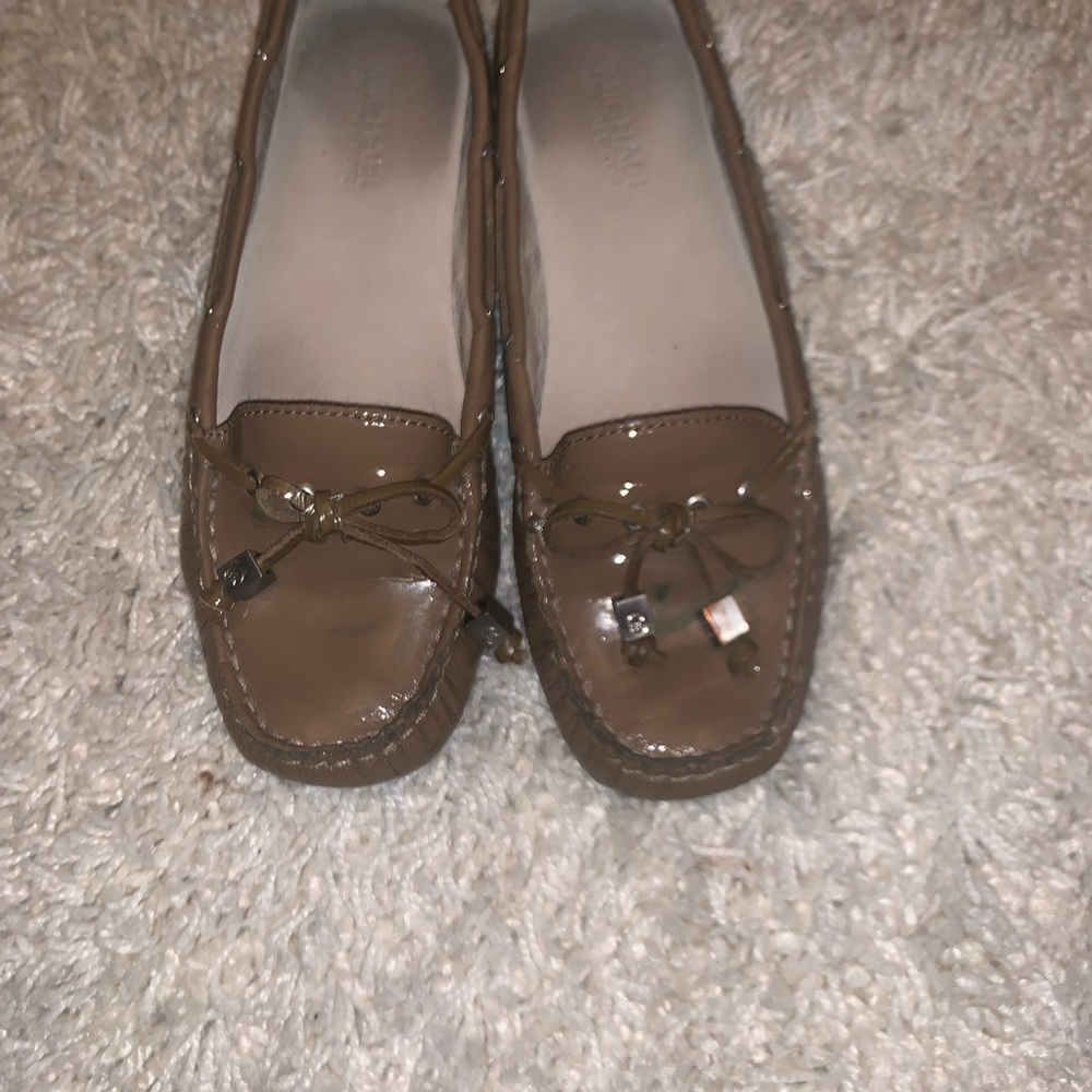 Michael Kors nude patent leather flats
